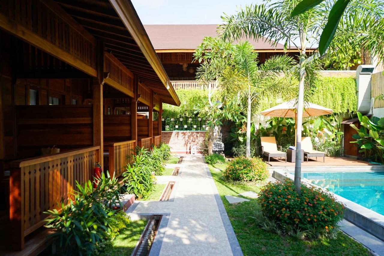 La'Villaris Hotel & Resto Kuta  外观 照片